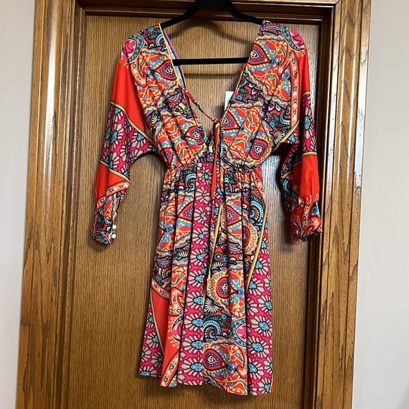 Dress - Picture 4 of 6